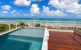 Flat 102 Beira-mar na praia do Bessa